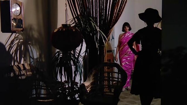 Vidéo INDIAN HORNY AUNT BIG BOOBS PRESSÉ belle sex arab ET EXPOSÉ