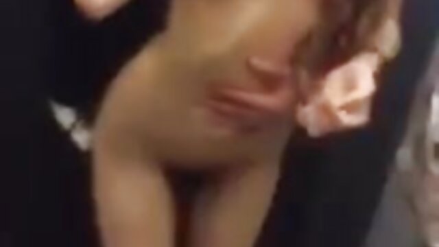 Vidéo Latina sexe arabe fille Slut CC se fait baiser le visage et le visage