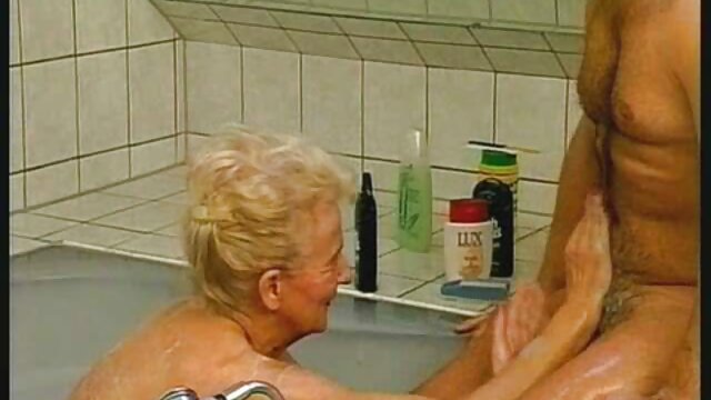 Vidéo fille blanche a des compétences fille arabe xxx