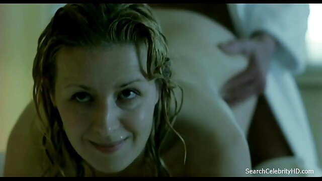 Vidéo MB Deepthroat Face Fuck grosse femme arabe nu