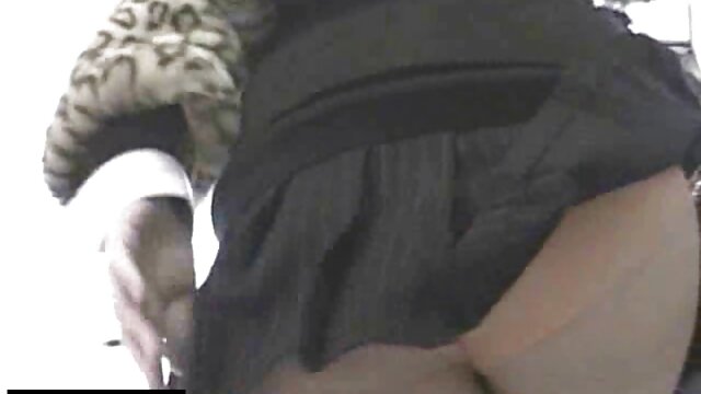 Vidéo la sortie sur le sex fille vierge arabe terrain