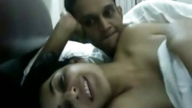 Vidéo Mika Nakagawa, fille sensuelle, sex maman arab traite la bite de manière incroyable