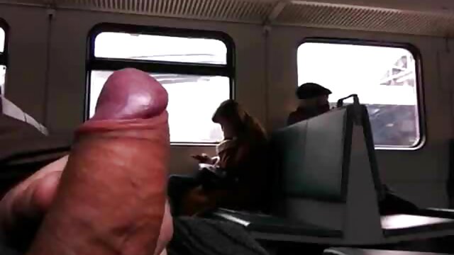 Vidéo Jeunes Filles Gros Seins grosse femme arabe nue