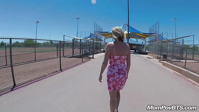 Vidéo MILF triche grosse femme arabe nu comme film de mari