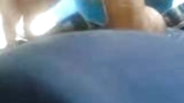 Vidéo MILF video femme arabe nue Maid sert DP