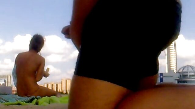 Vidéo L'homme invisible - sex fille hijab Zazie Skymm